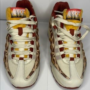 Nike Kids Sneakers - Cream, Brown, Yellow